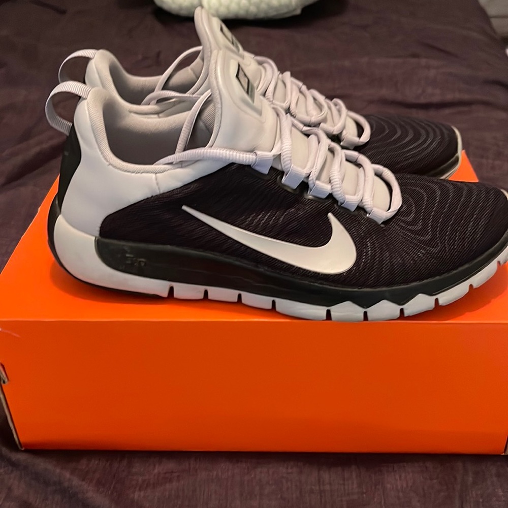 Nike Free Trainer 5.0 black and gray